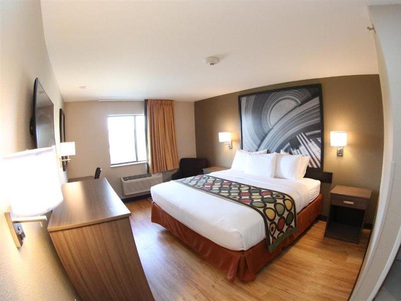 Отель Super 8 By Wyndham Portsmouth Rosemount Экстерьер фото
