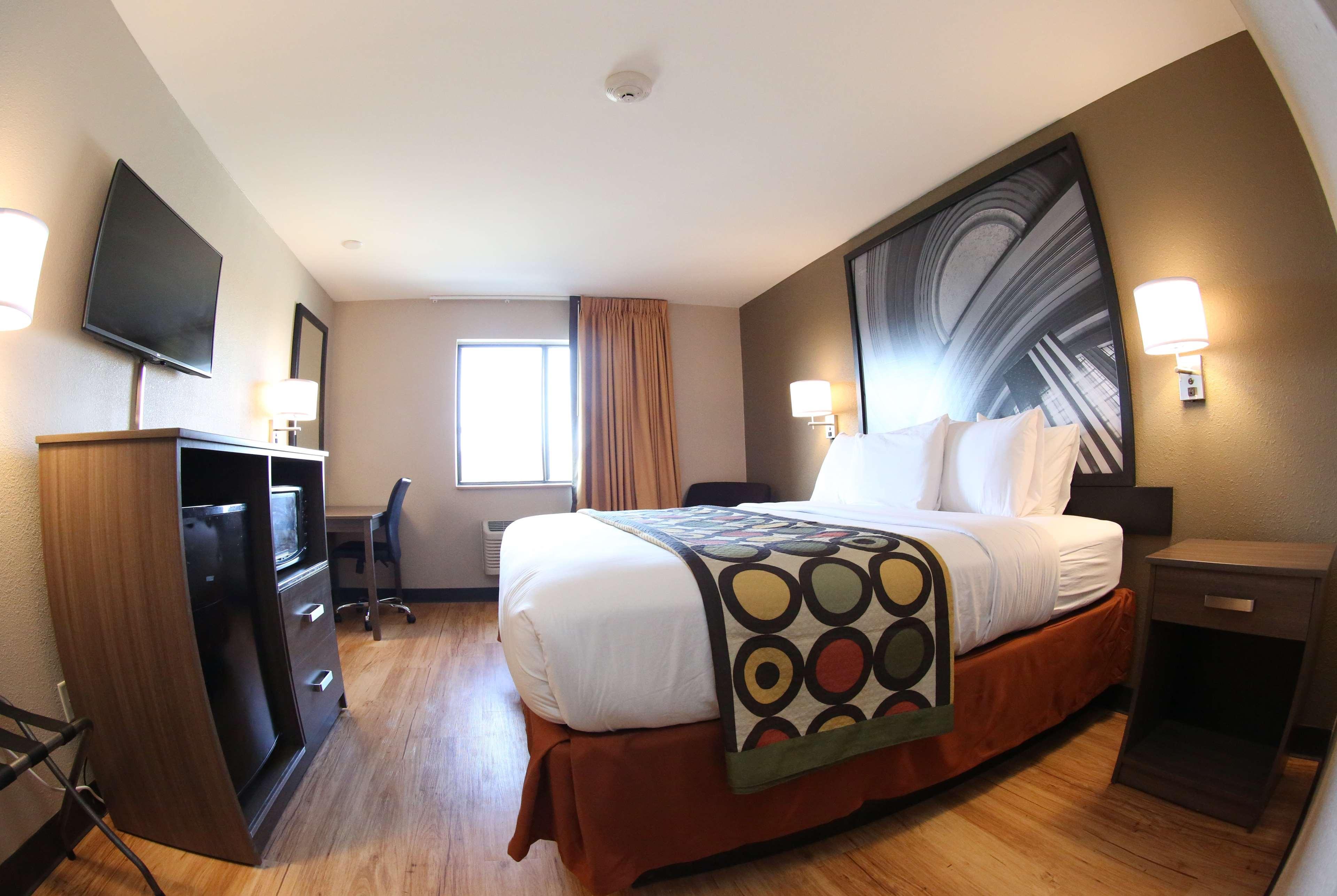 Отель Super 8 By Wyndham Portsmouth Rosemount Экстерьер фото