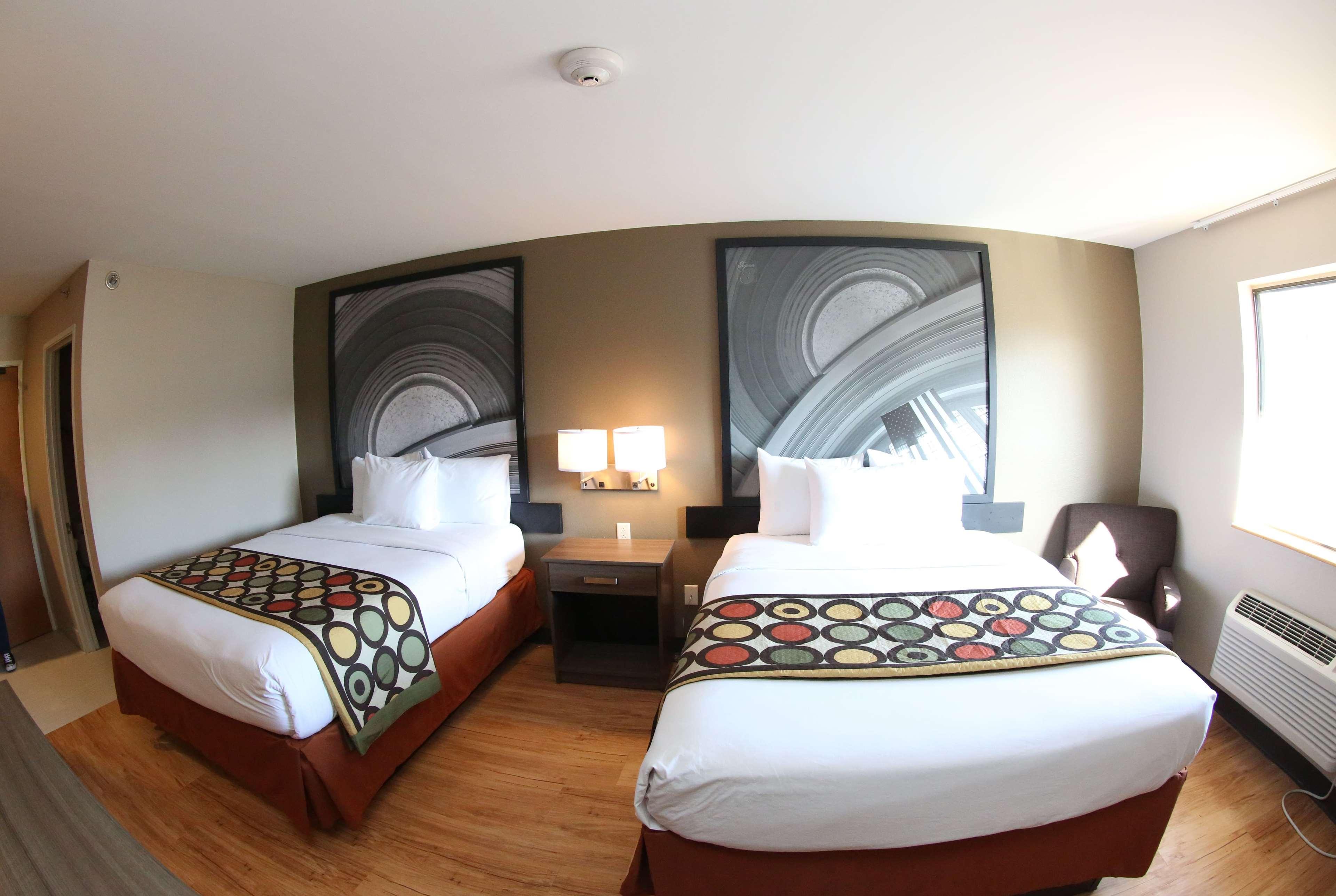 Отель Super 8 By Wyndham Portsmouth Rosemount Экстерьер фото