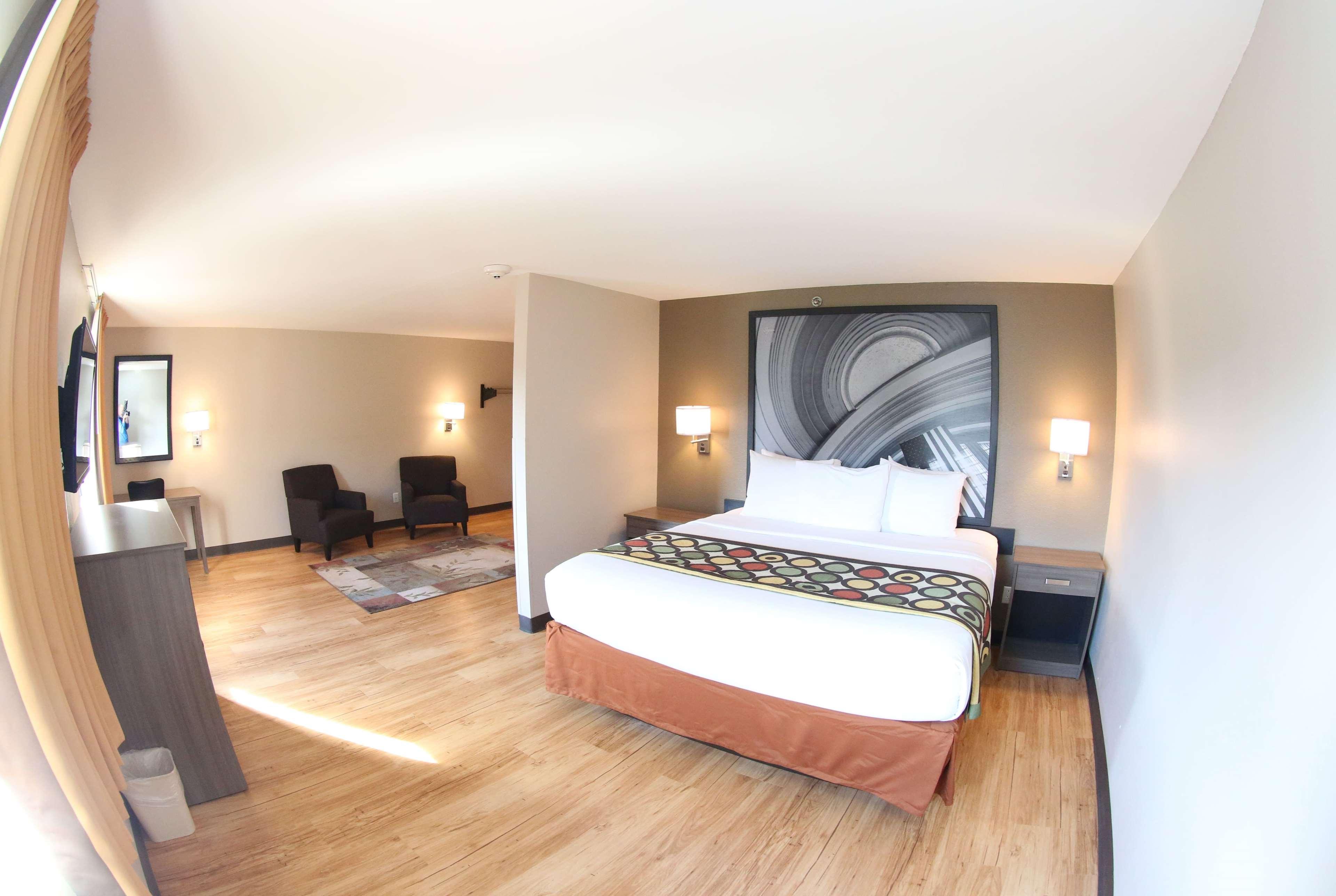 Отель Super 8 By Wyndham Portsmouth Rosemount Экстерьер фото