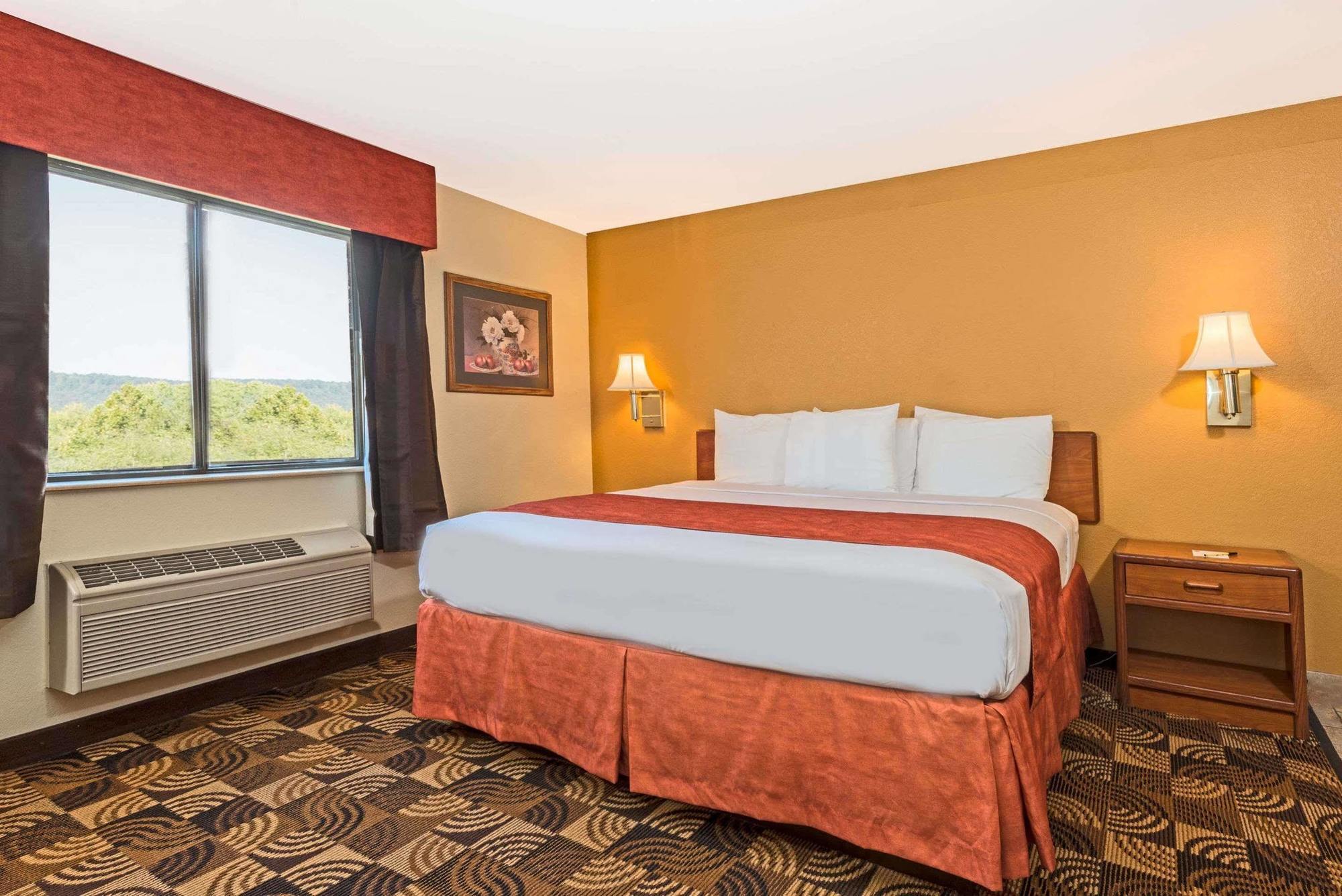 Отель Super 8 By Wyndham Portsmouth Rosemount Экстерьер фото